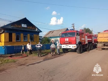 Фото: 3 ребёнка погибли при пожаре в Башкирии 1