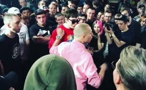 Кто победил: в Петербурге прошёл рэп-баттл года Oxxxymiron с Гнойным