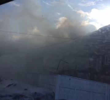 Фото: В Кемерове загорелось производственное здание 1