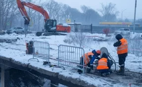 В Кемерове аварийный путепровод в Пионере режут алмазной пилой