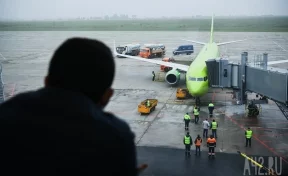 Аэропорт Махачкалы возобновил работу