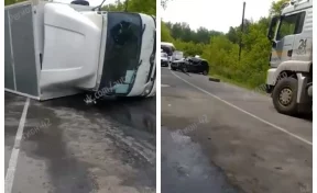 В Кемерове упавший на бок грузовик перегородил дорогу 