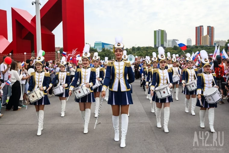 Фото: В Кемерове на Московской площади прошёл Парад шахтёров 7