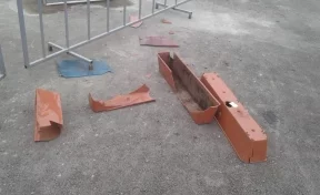 Неизвестные вандалы устроили погром в парке кузбасского города