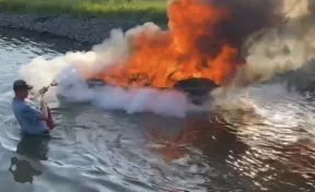 В Иркутске в заливе Ангары взорвался гидроцикл, на котором катались мужчина и его сын