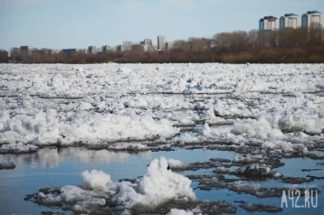 Фото: В Кузбассе сразу в двух населённых пунктах синоптики прогнозируют вскрытие реки Кия  1