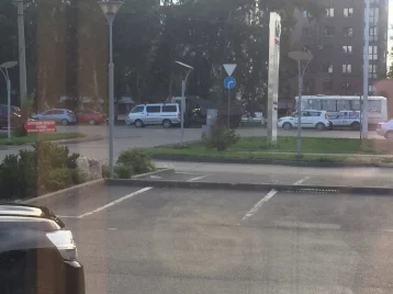 Фото: В Кемерове иномарка столкнулась с КамАЗом 1
