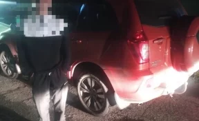 В Кузбассе 15-летний подросток взял автомобиль тёти и катался по городу: его поймали полицейские