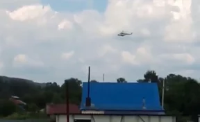Кемеровчане обсуждают летающий в пригороде вертолёт