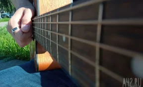 В Санкт-Петербурге музыкантов забрали в полицию за исполнение песен иноагентов