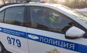 Смотрел за рулём видео в TikTok: в Кемерове ГИБДД задержала водителя маршрутки, на которого пожаловались пассажиры