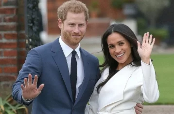 Фото: Принца Гарри и Меган Маркл официально лишат статуса королевских особ 1