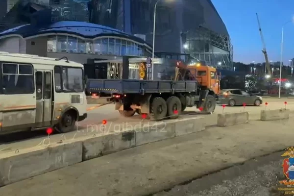 В Кемерове инспекторы ГАИ остановили автобус с неисправным рулём