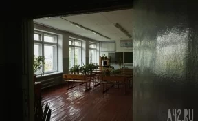 Опустевший класс: как выглядит школа в посёлке Трещевский