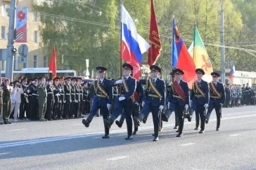 Фото: Илья Середюк проверил подготовку к маршу Победы в Новокузнецке 4